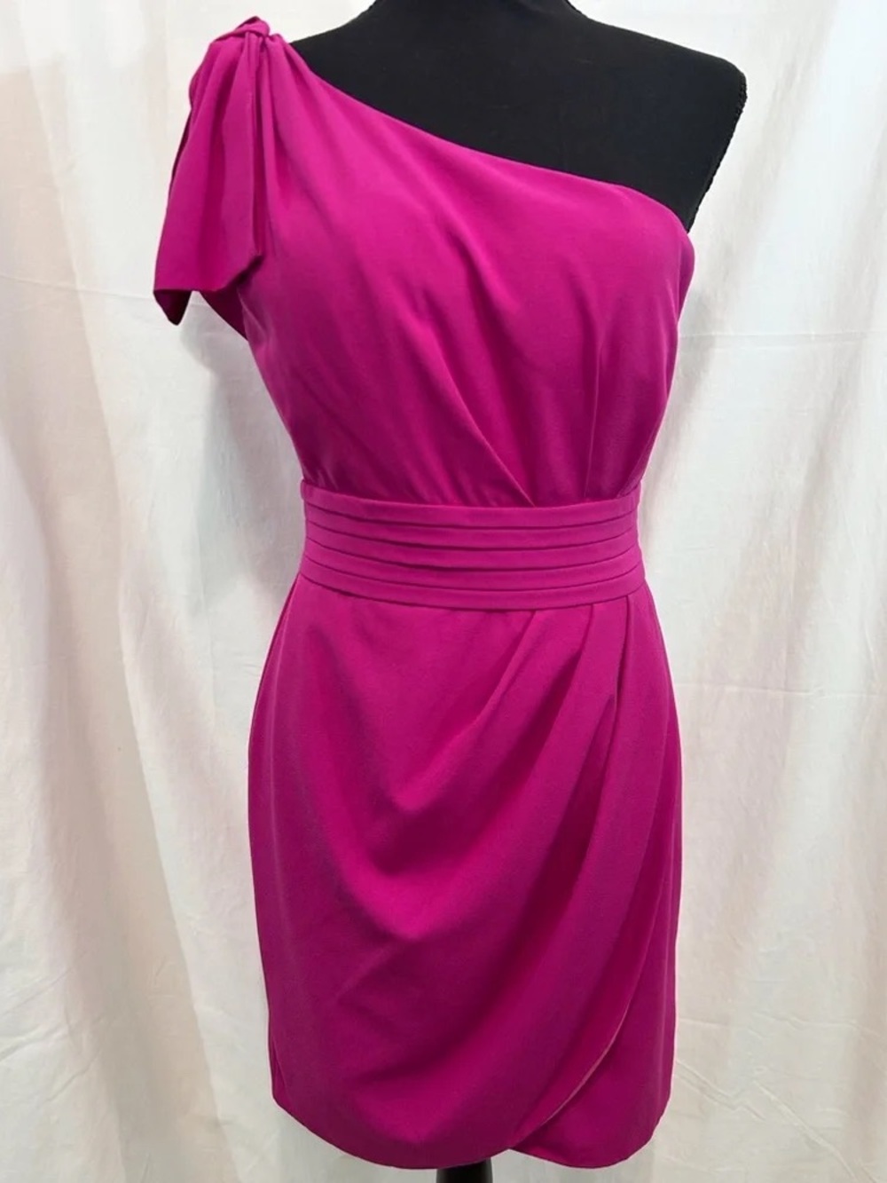 Minuet Petite One-Shoulder Dress in Fuchsia Pink